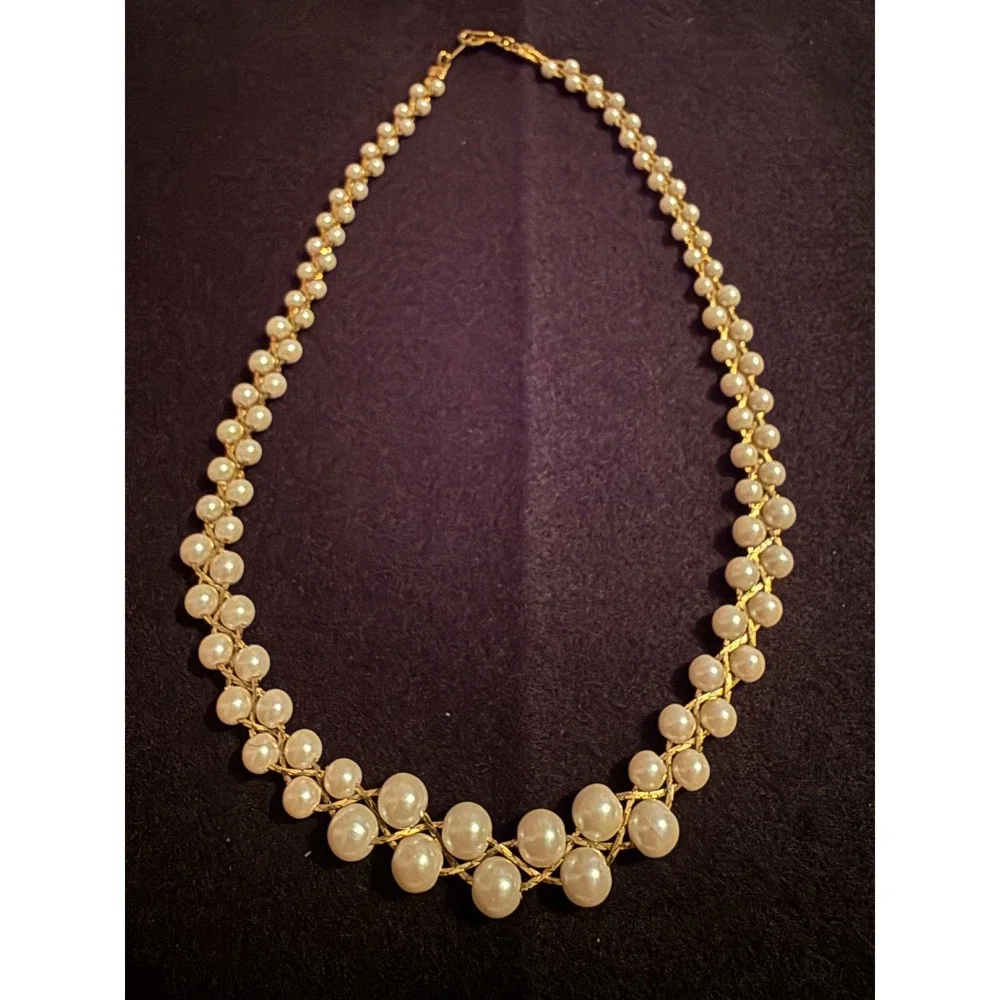 Vintage Faux‎ Pearl Graduated Collar Necklace Gold Tone Braided Chain Bridal Bib